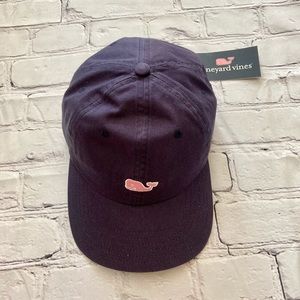 NWT Vineyard Vines Logo Navy Blue Baseball Hat